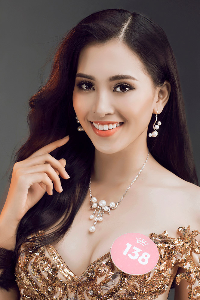 Hoa hậu Việt Nam 2018 Trần Tiểu Vy có vẻ đẹp hiện đại